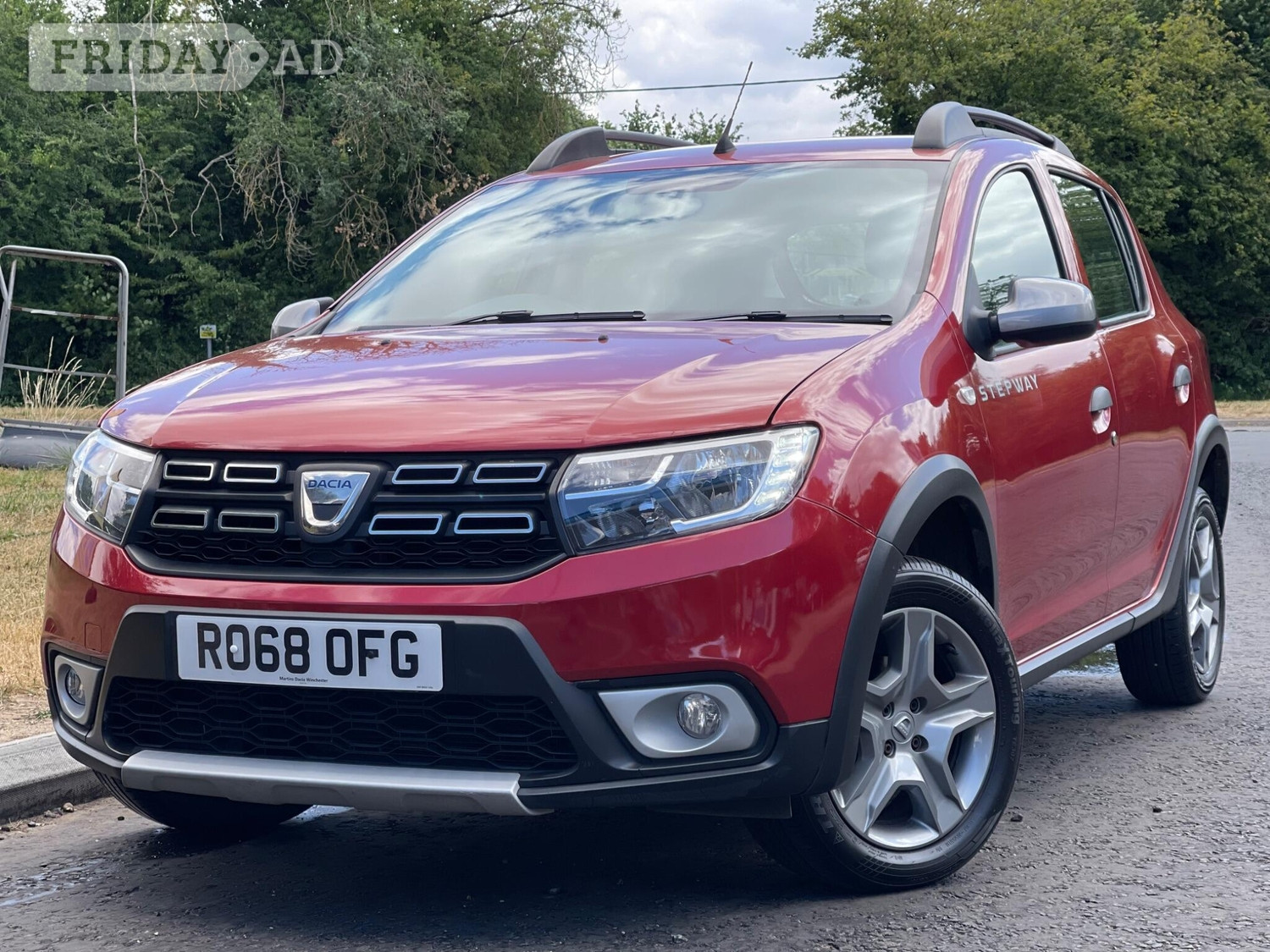 [ berth ]Dacia Sandero Stepway