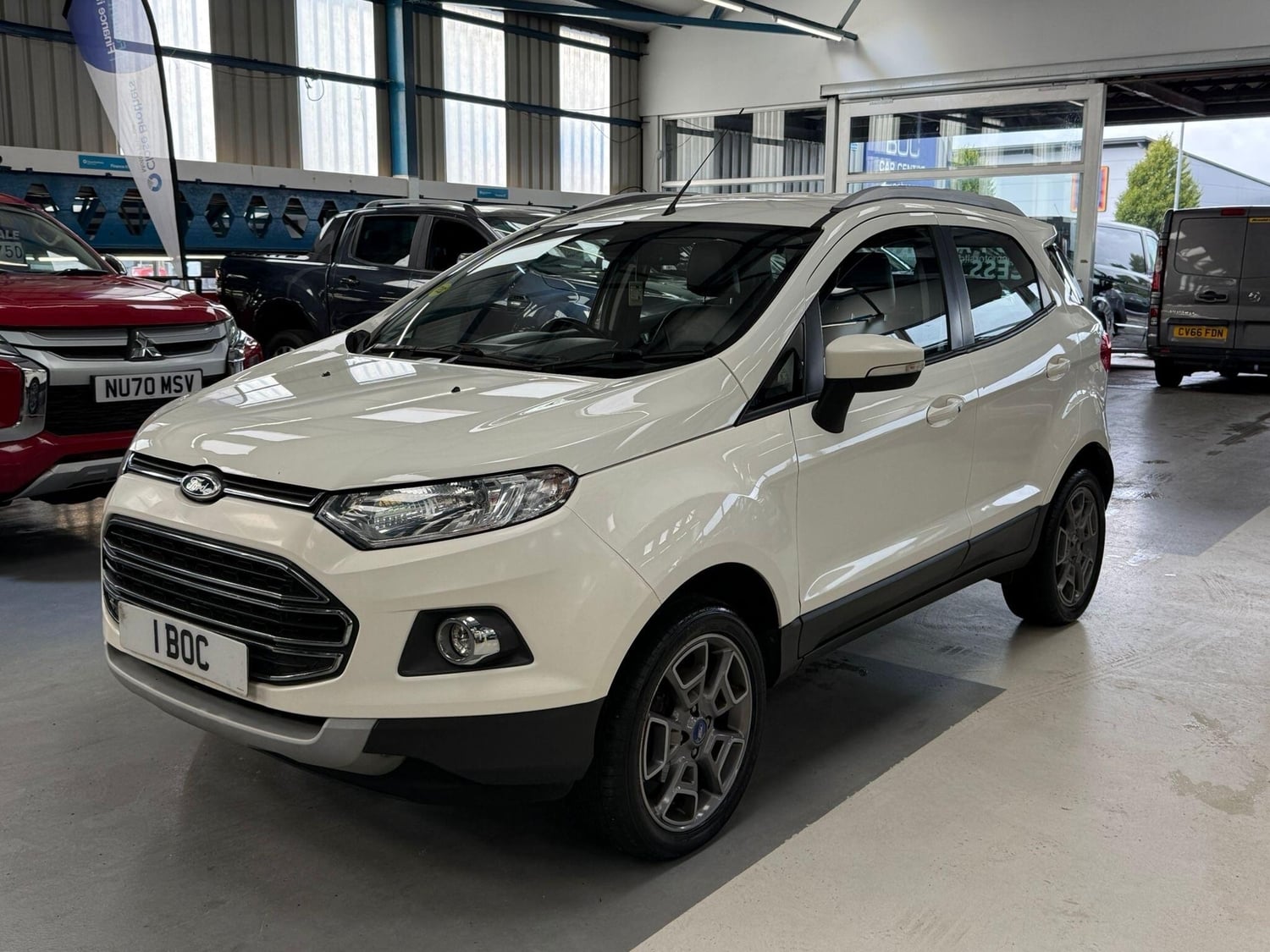 [ berth ]Ford Ecosport