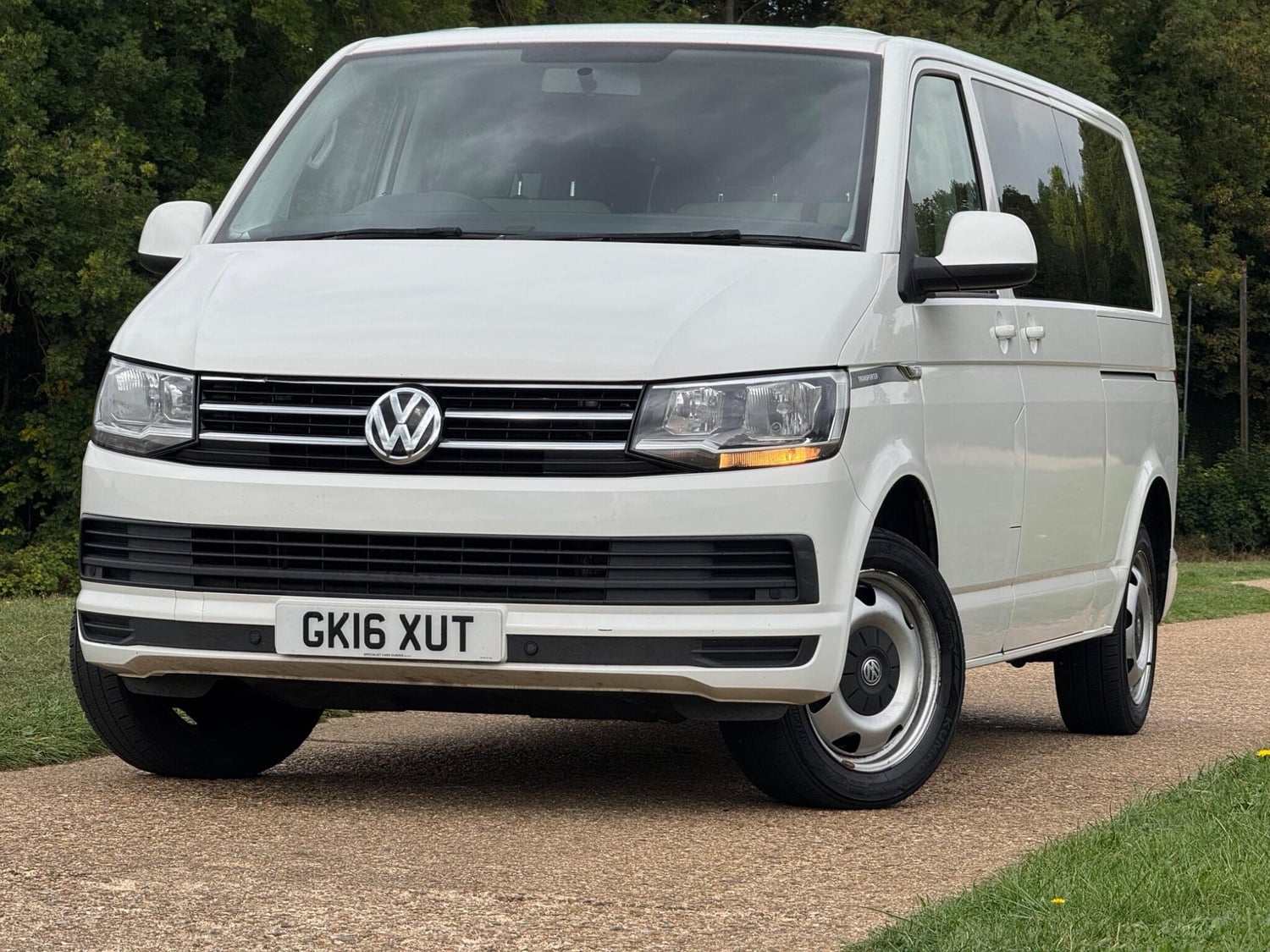 Volkswagen Transporter Shuttle Hemel Hempstead