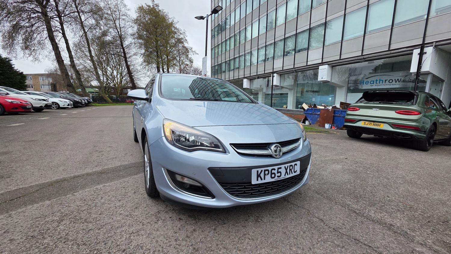 [ berth ]Vauxhall Astra