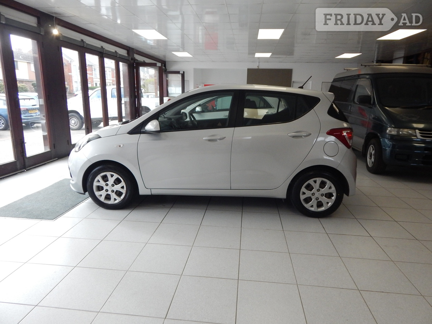 Hyundai i10 2014 - Cars