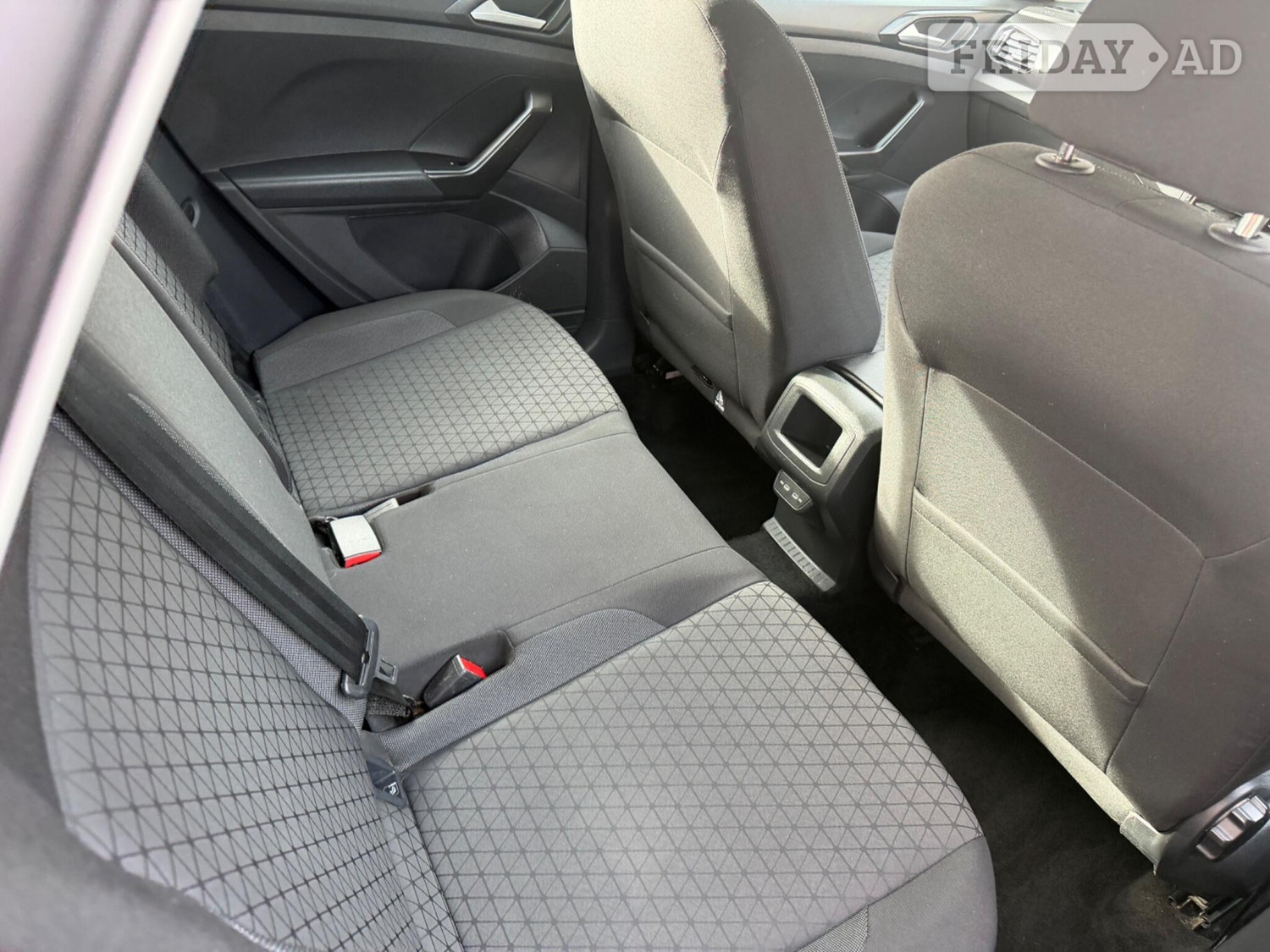 Volkswagen T-Cross 2022 - Cars in Sutton