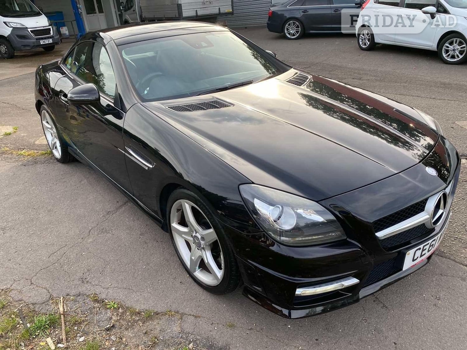 Mercedes-Benz SLK 2011 in Ripley
