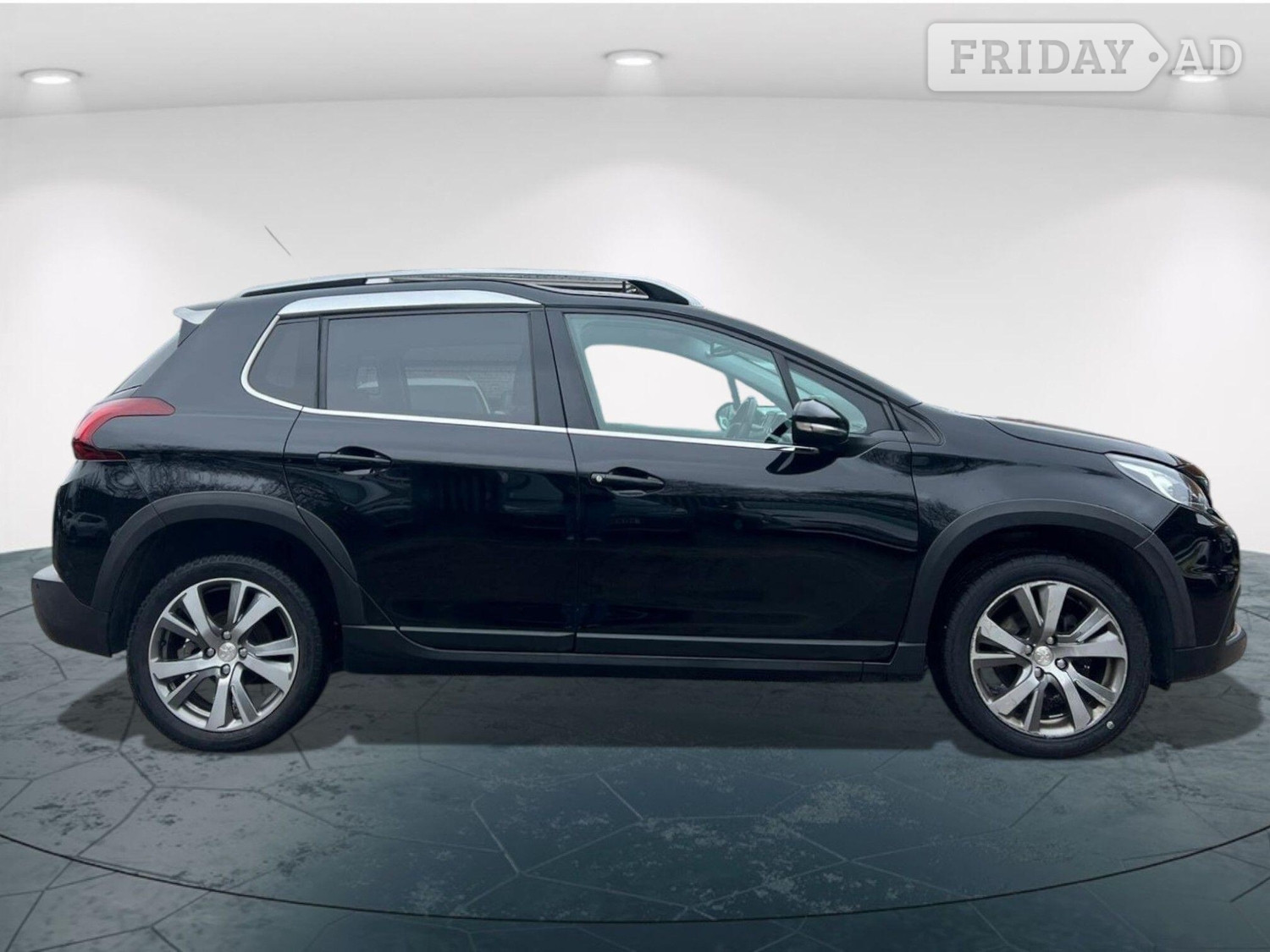 [ berth ]Peugeot 2008