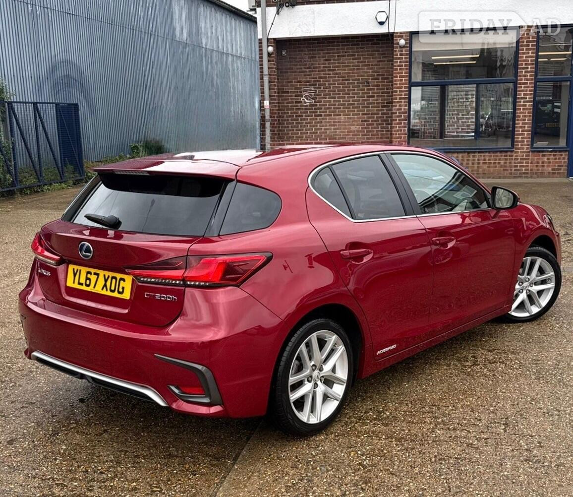 [ berth ]Lexus CT