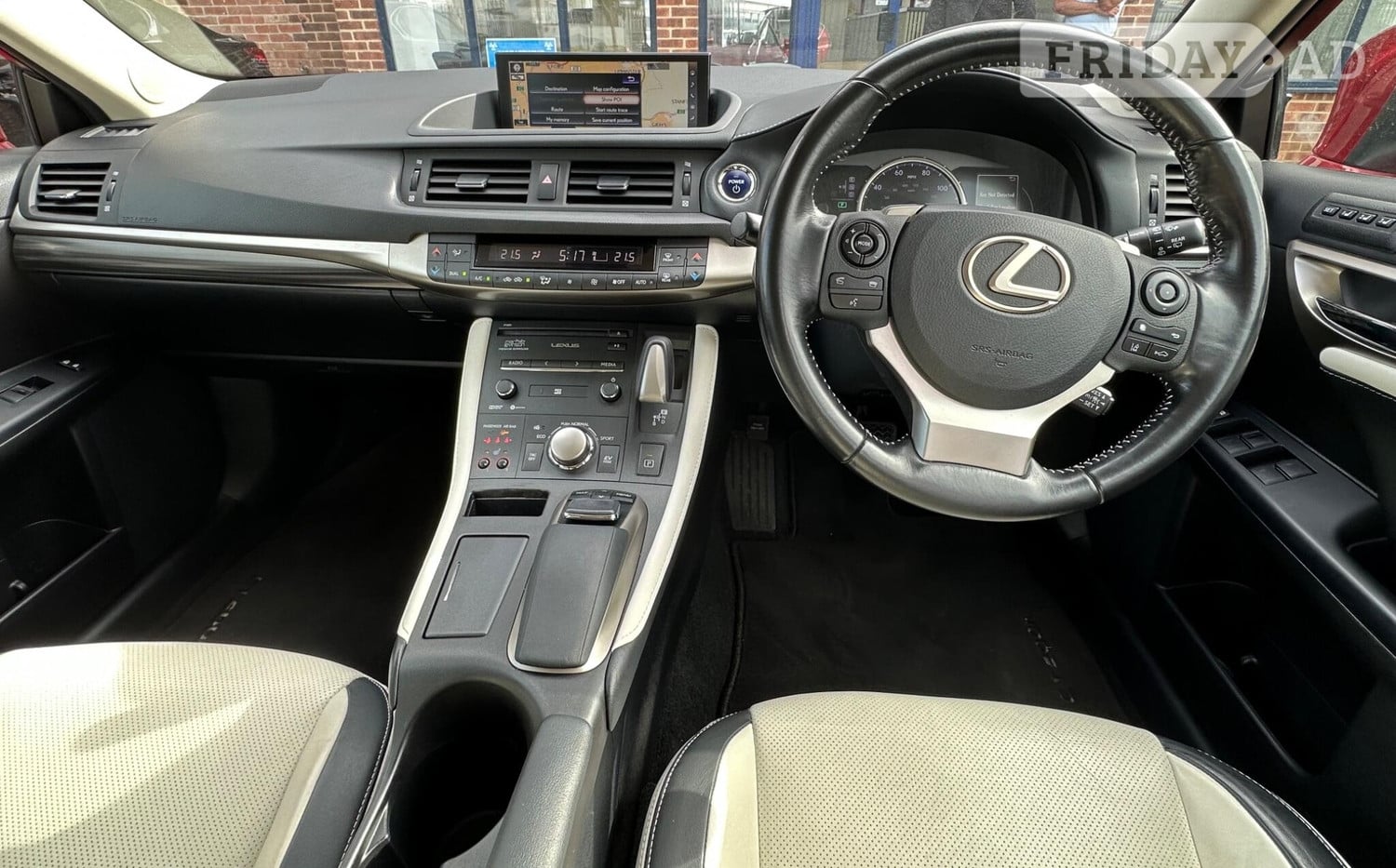 [ berth ]Lexus CT