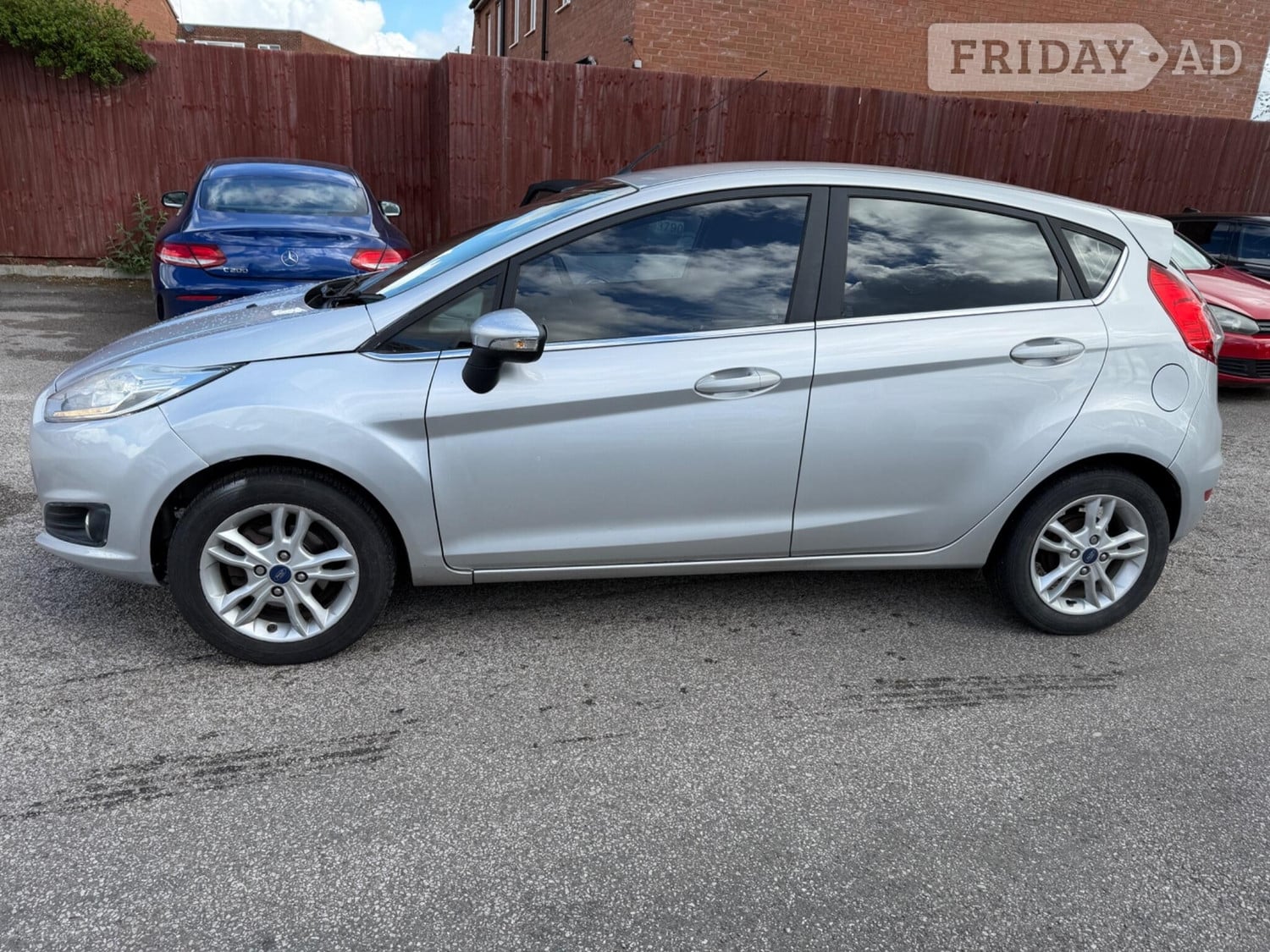 Ford Fiesta 2016 - Cars