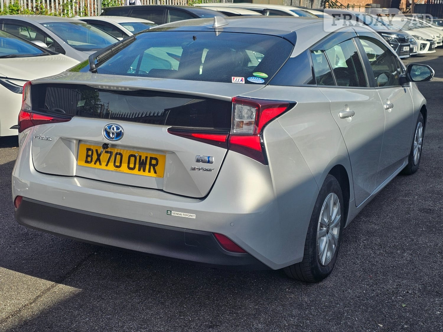 Toyota Prius 2020 - Cars