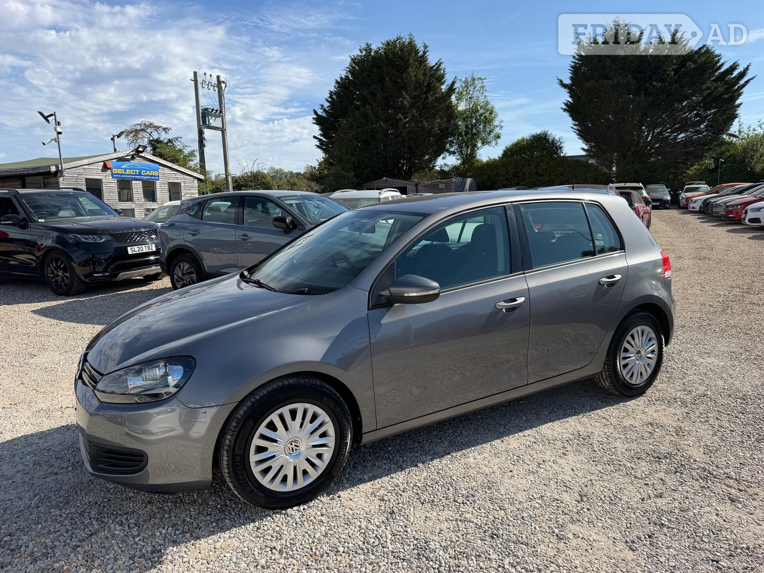 Volkswagen Golf 2010 - Cars