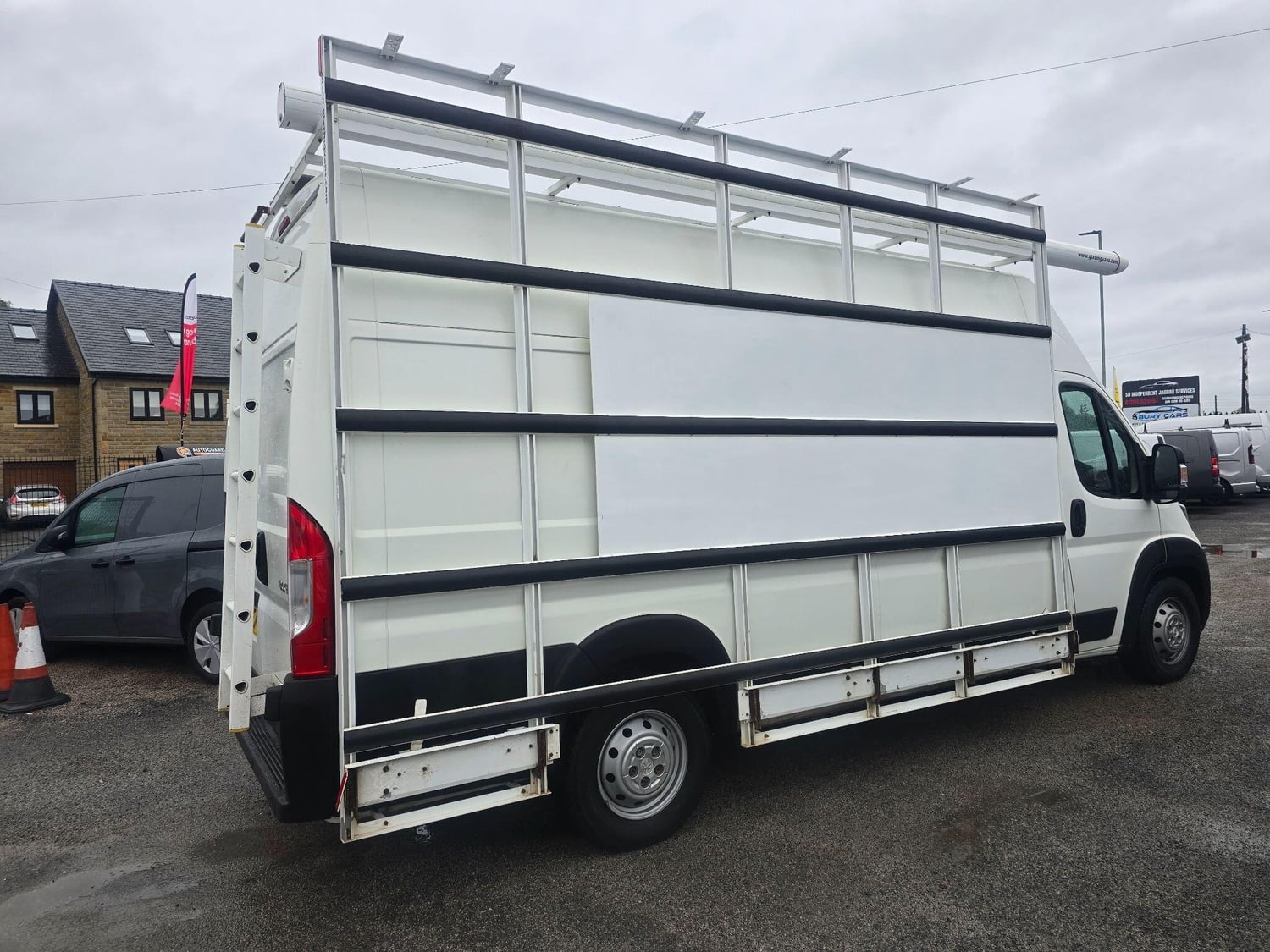 Peugeot Boxer 2021 - Vans & Commercial Vehicles