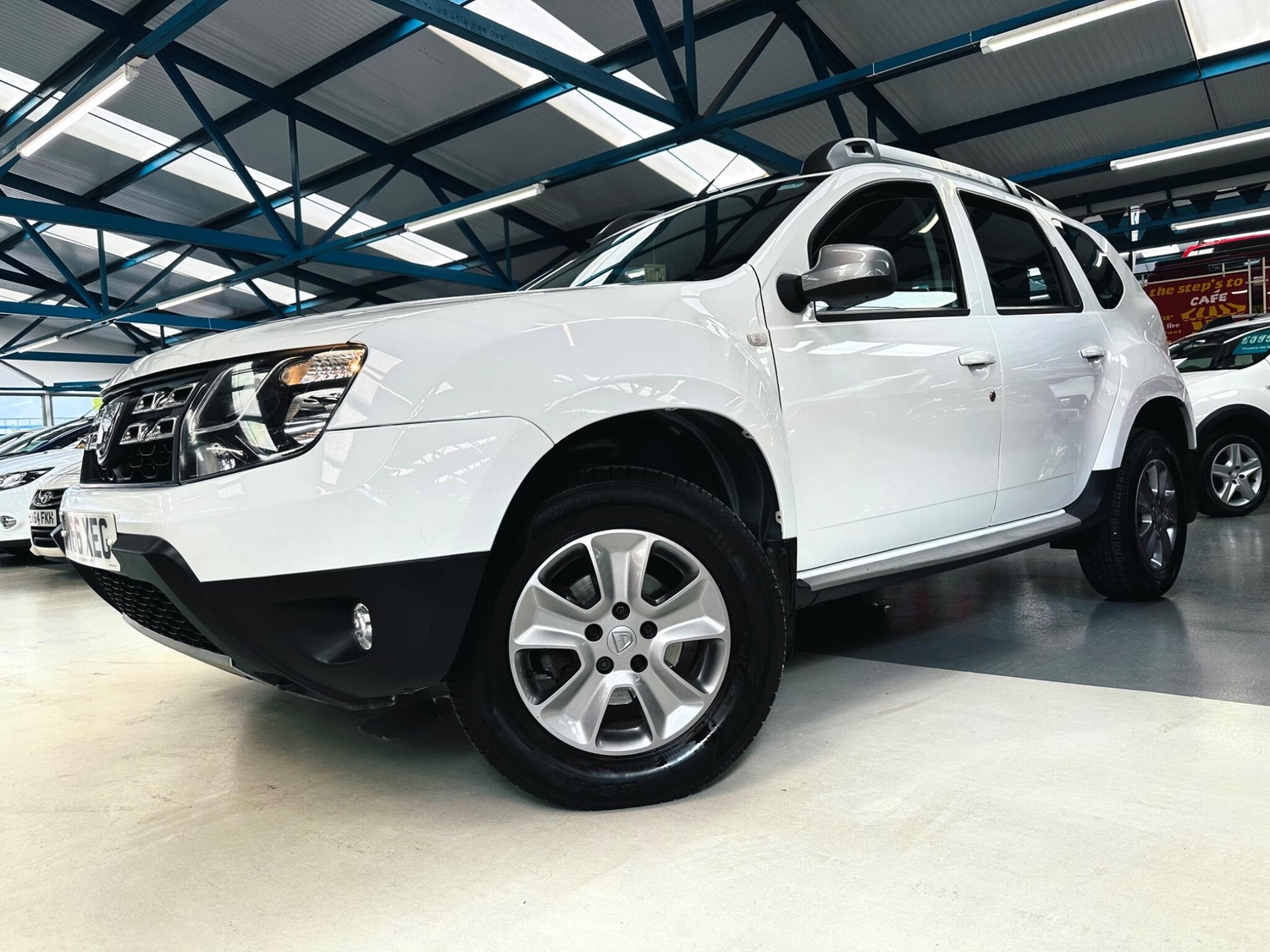 Dacia Duster 2016 - Cars in Bolton