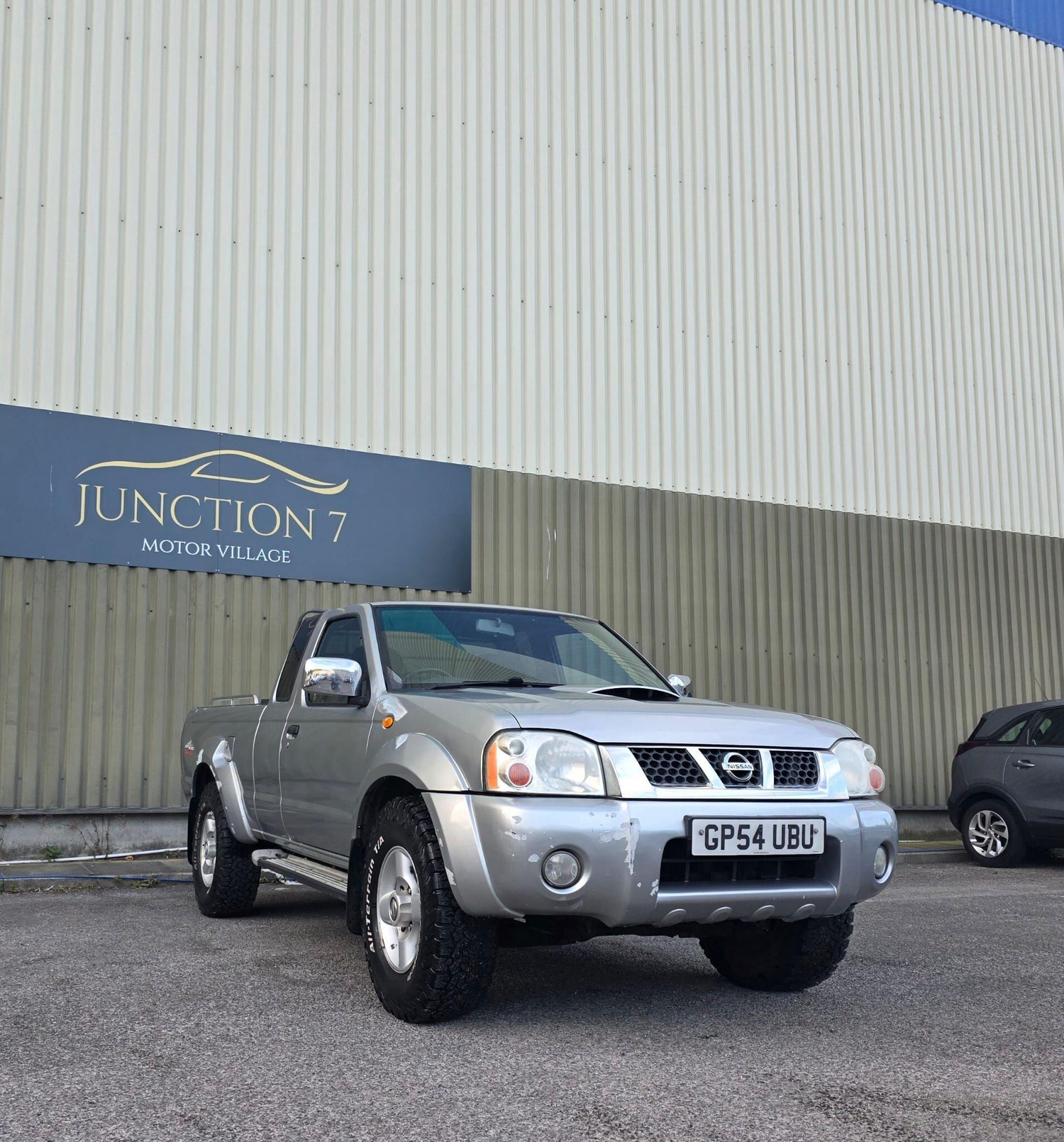 [ berth ]Nissan Navara