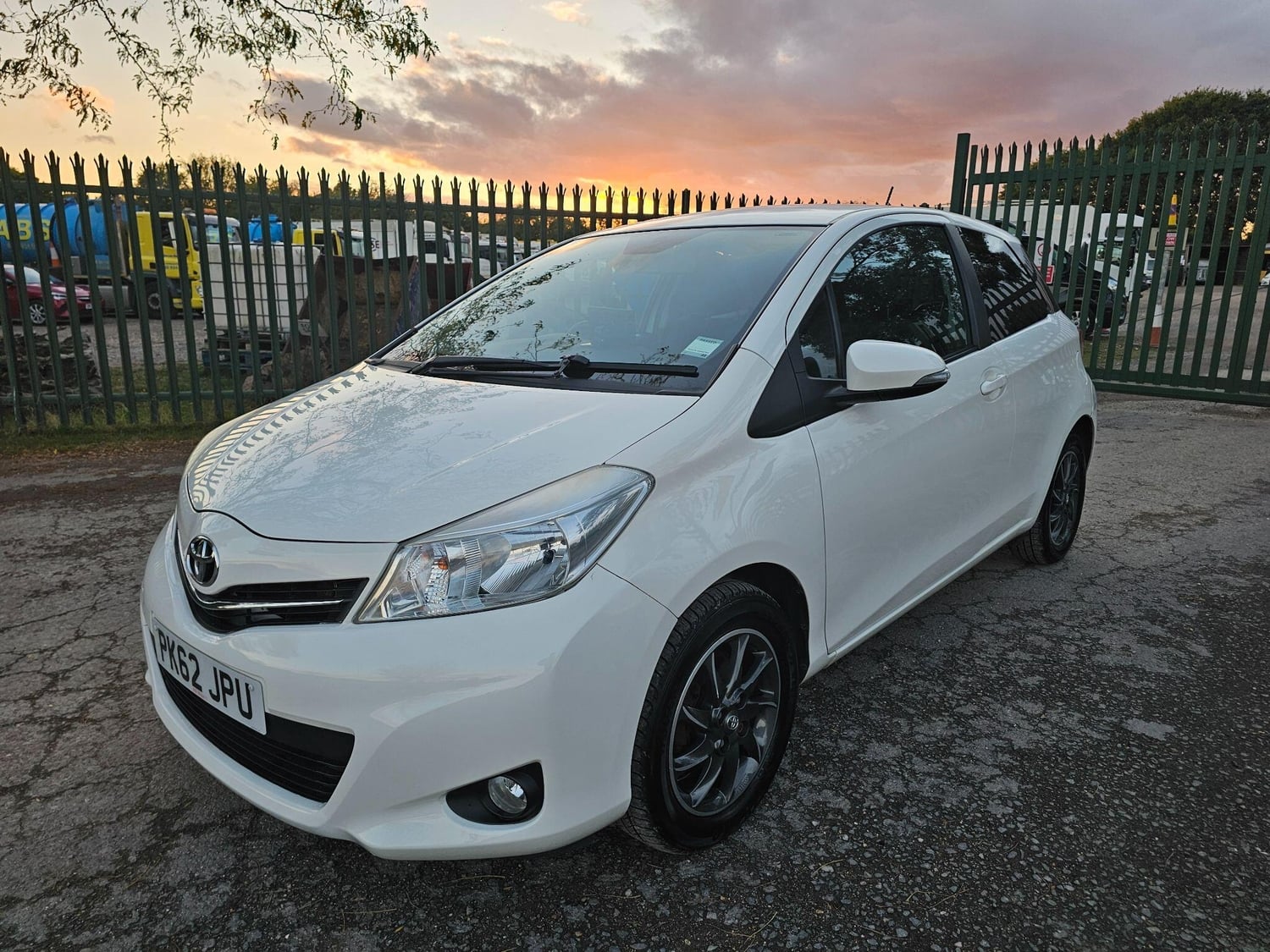 [ berth ]Toyota Yaris