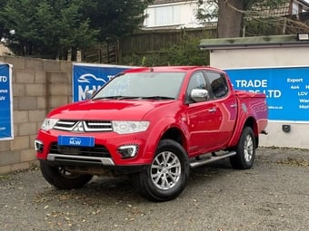 Mitsubishi L200 2015