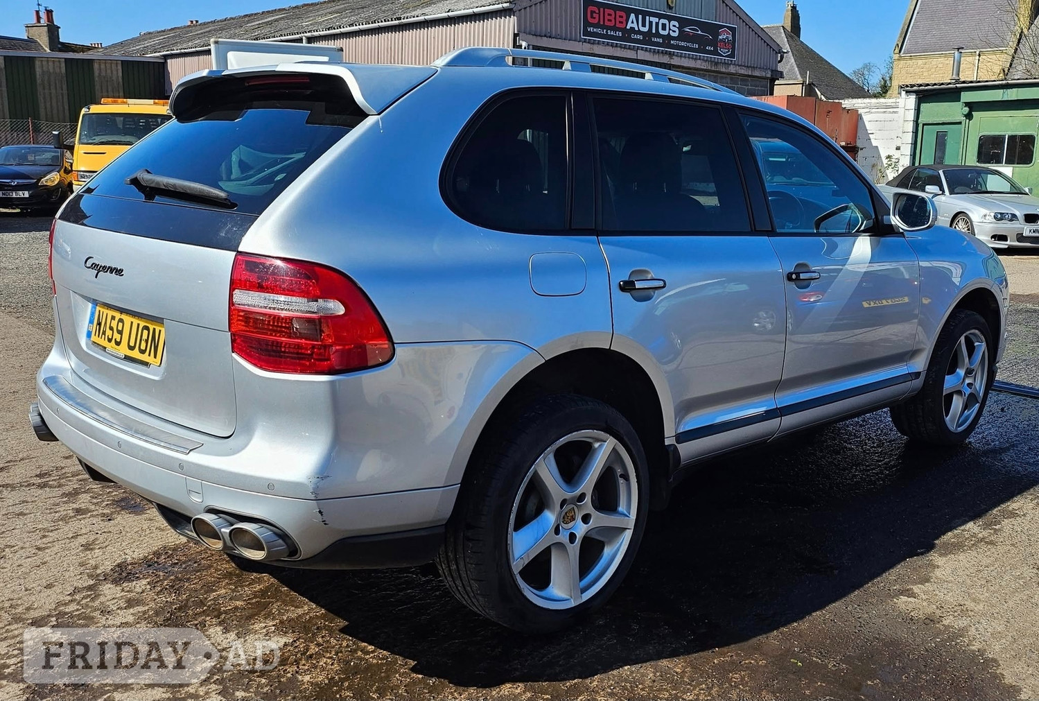 [ berth ]Porsche Cayenne