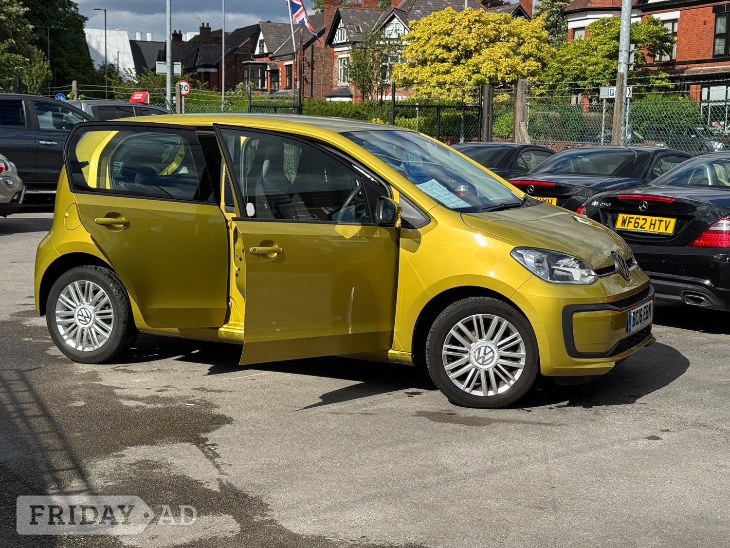 [ berth ]Volkswagen Up