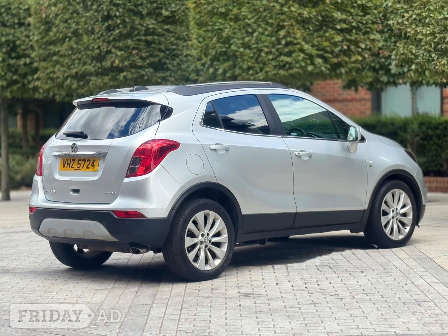 Vauxhall Mokka X 2018 - Cars in Staines