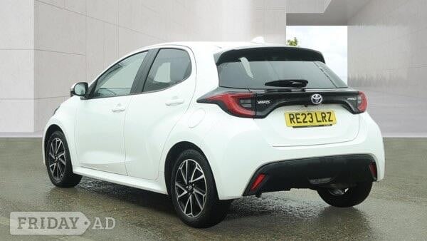 Toyota Yaris 2023 in Slough