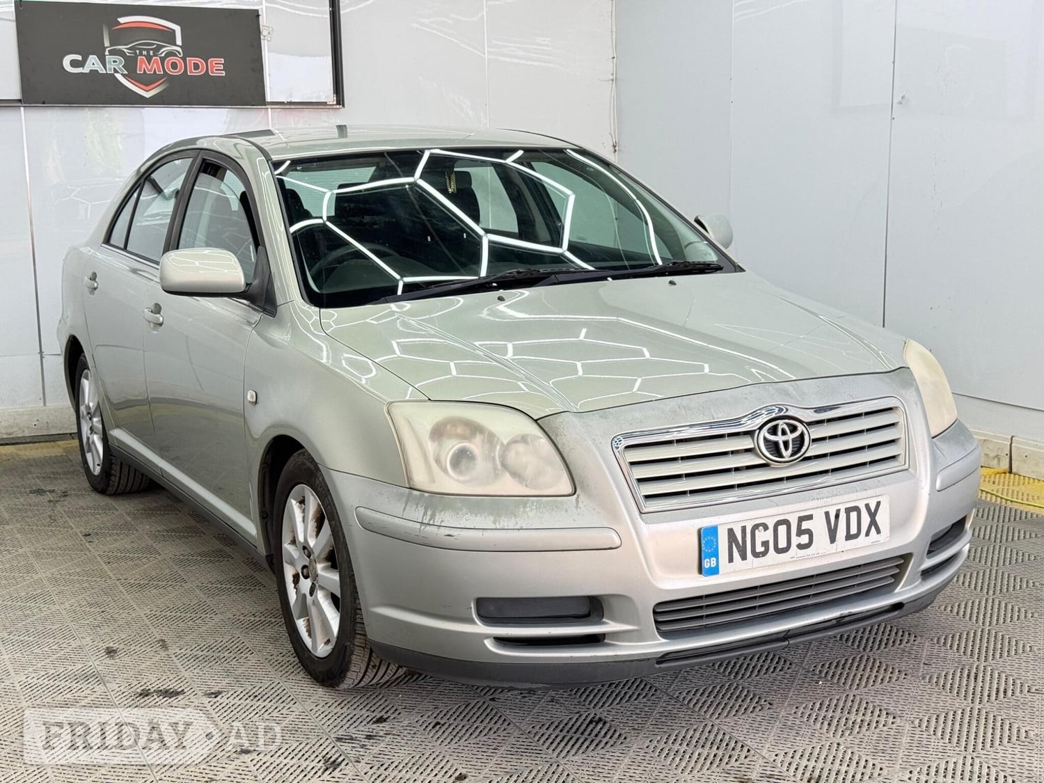Toyota Avensis 2005 in Hillingdon