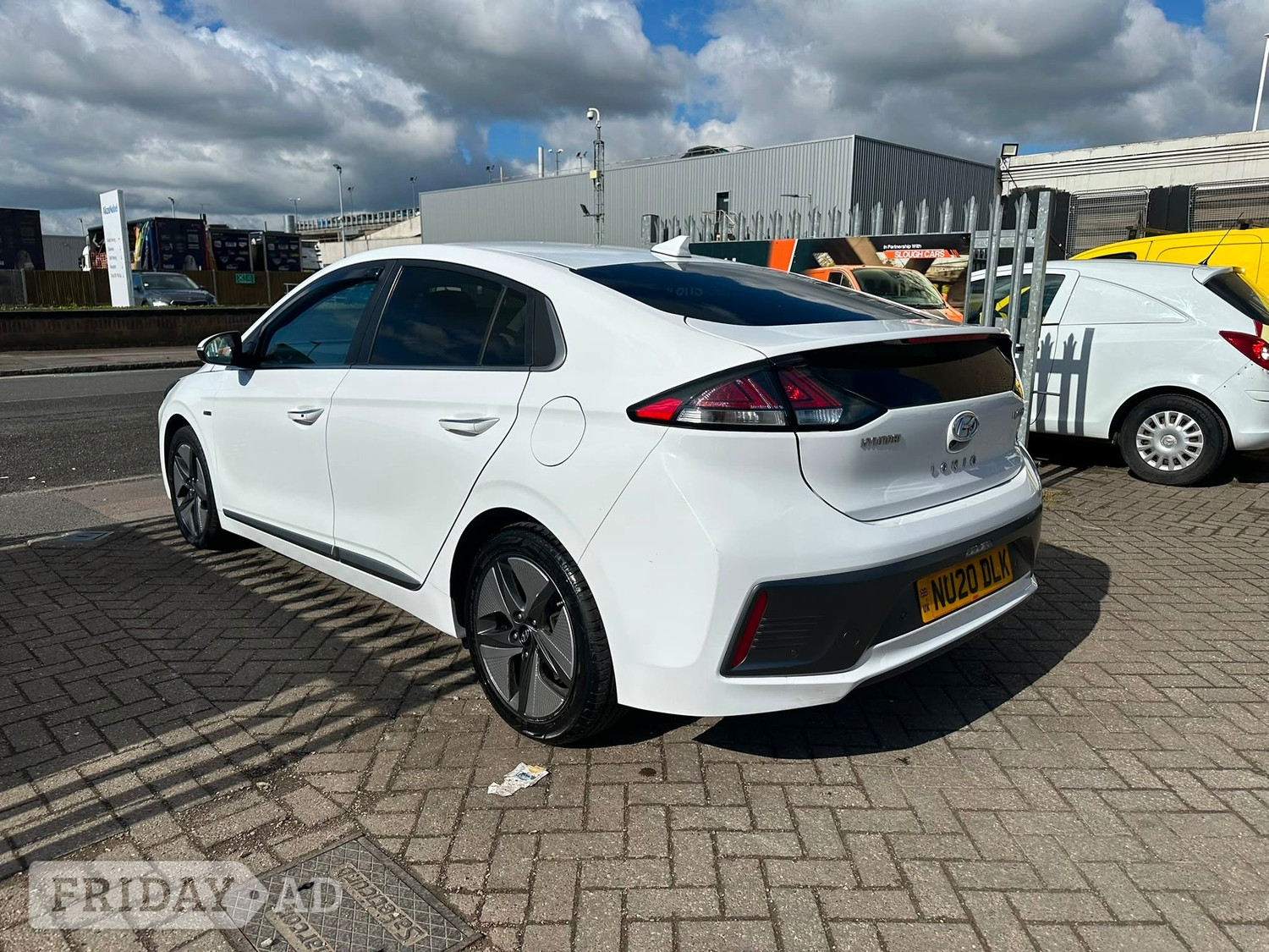 [ berth ]Hyundai Ioniq