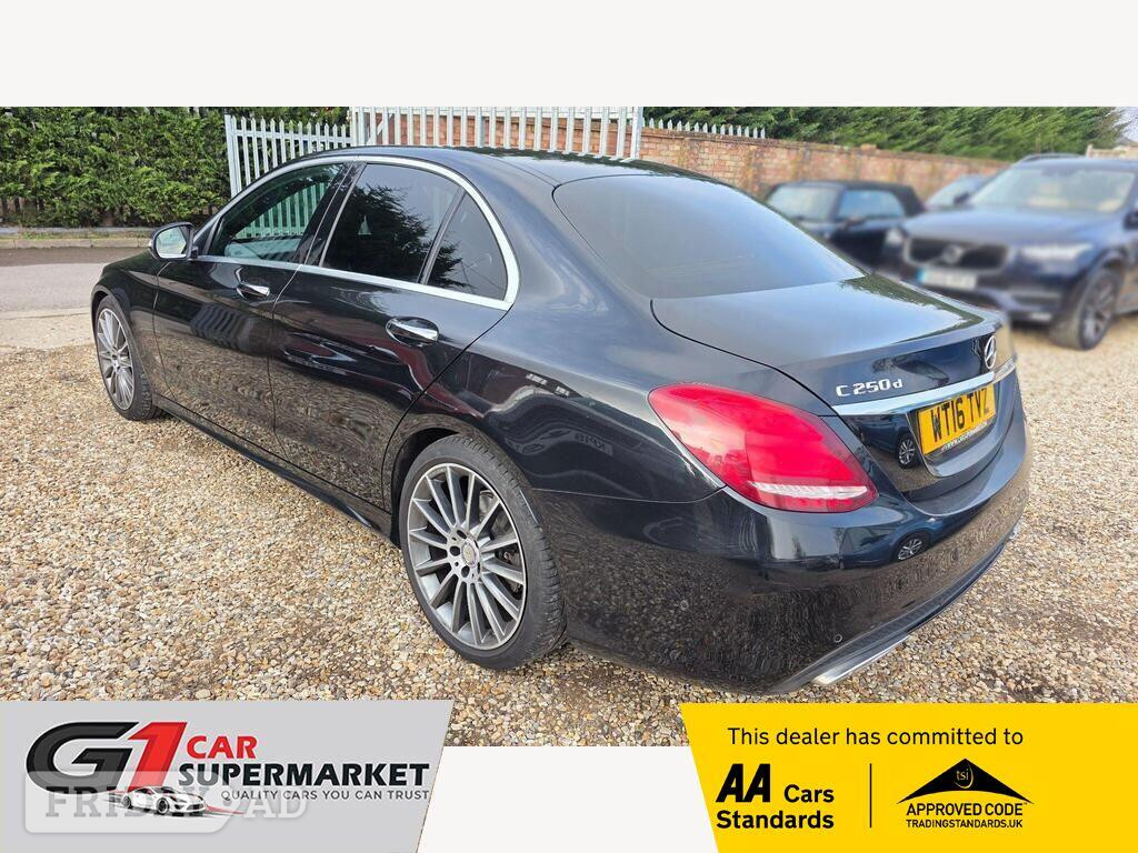 Mercedes-Benz C Class 2016 - Cars in Leighton Buzzard