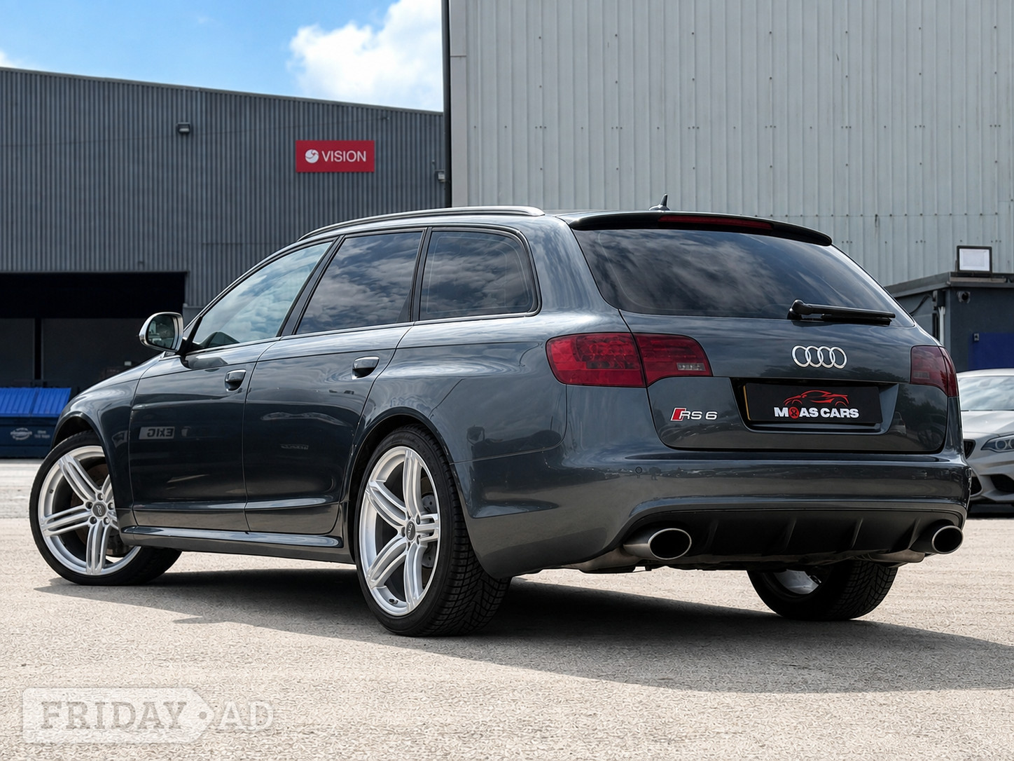 Audi RS6 Avant Blackburn