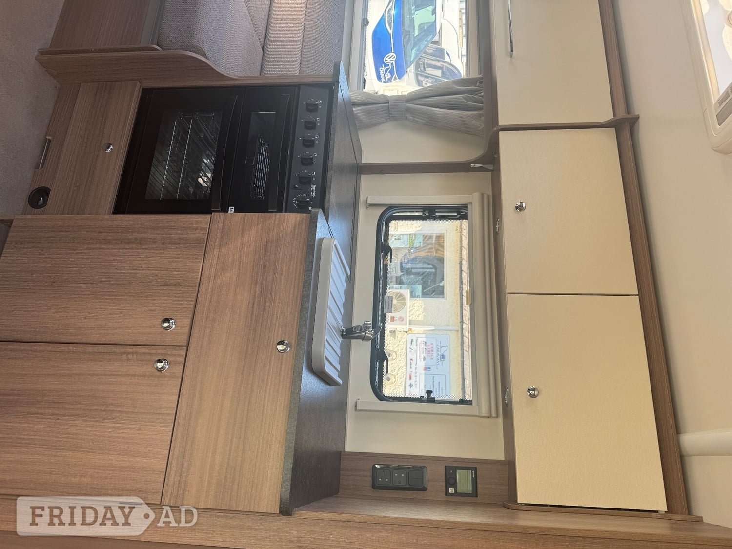 [ berth ]Bailey Phoenix 420