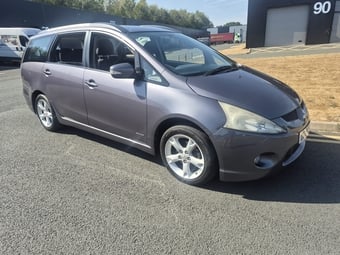 Mitsubishi Grandis 2009