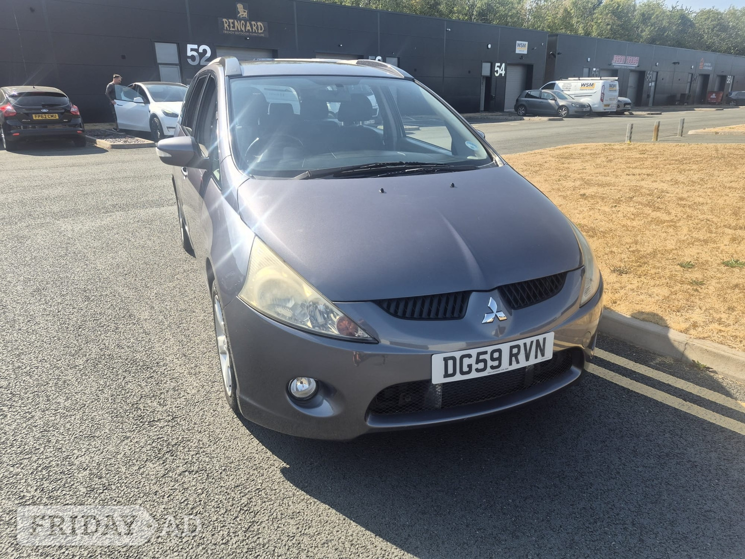Mitsubishi Grandis Market Drayton