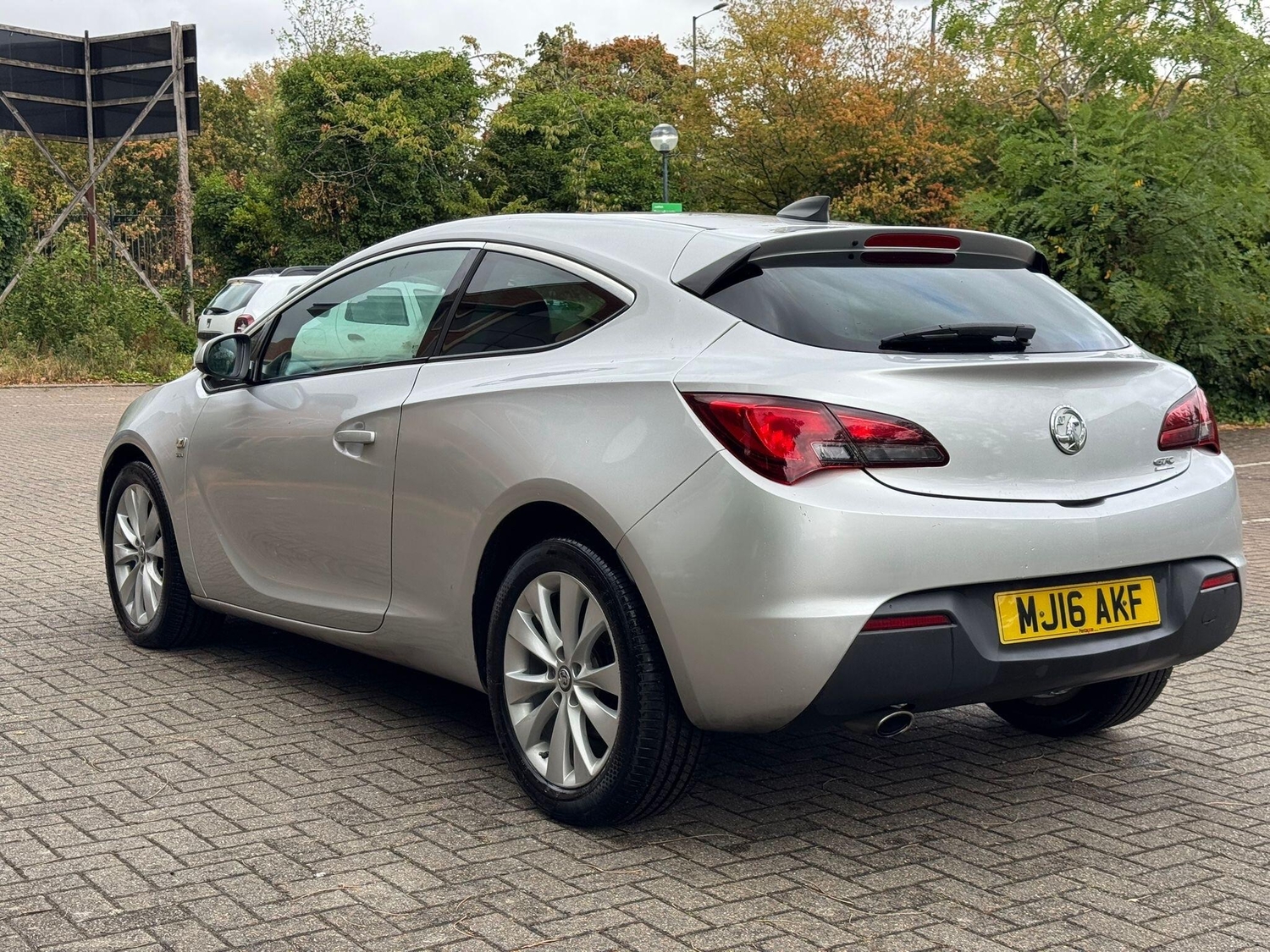 Vauxhall Astra 2016 - Cars