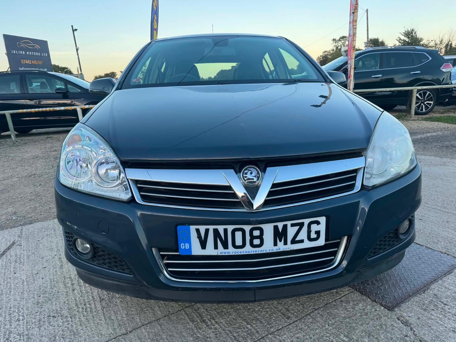 [ berth ]Vauxhall Astra