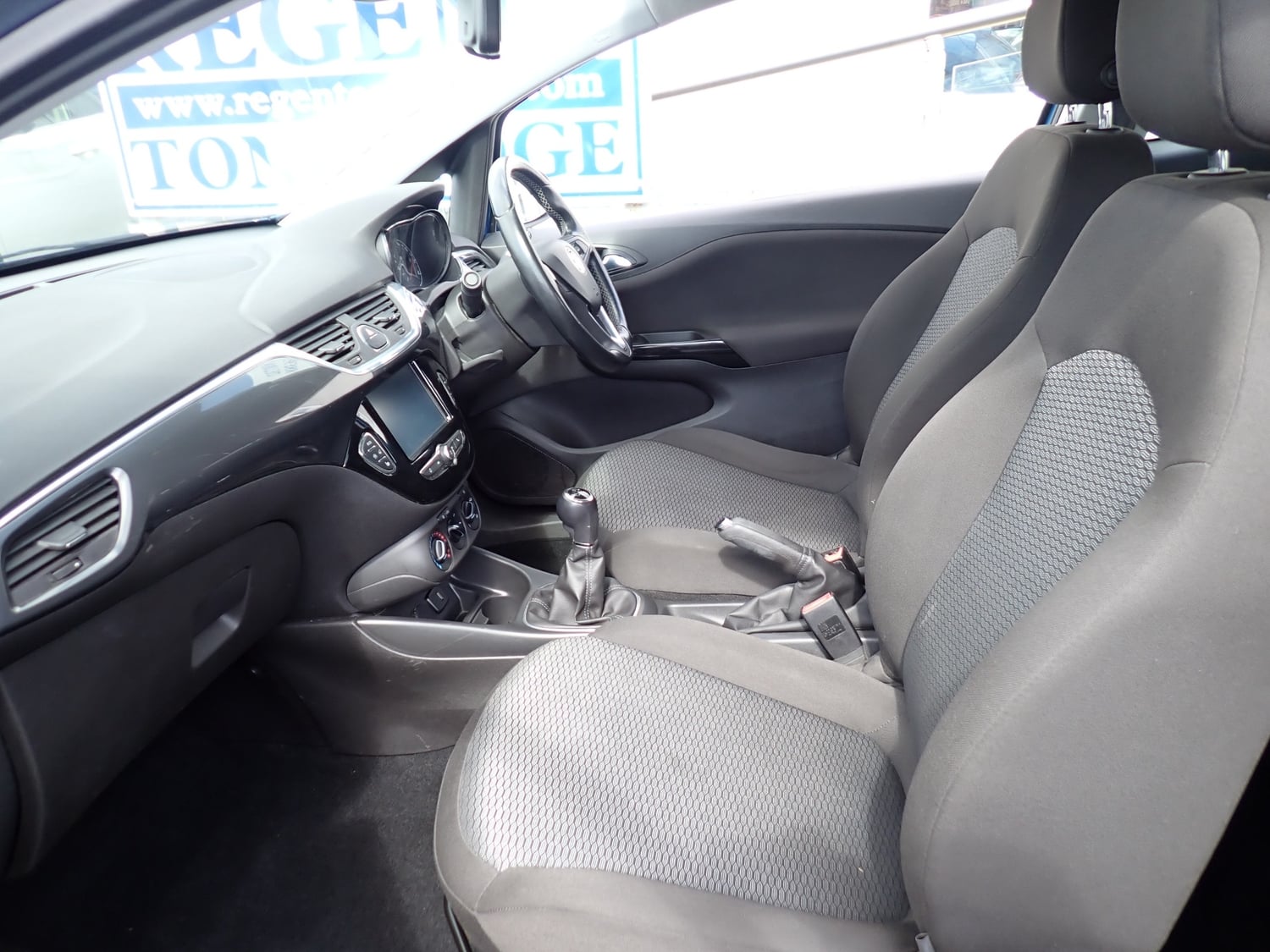 [ berth ]Vauxhall Corsa