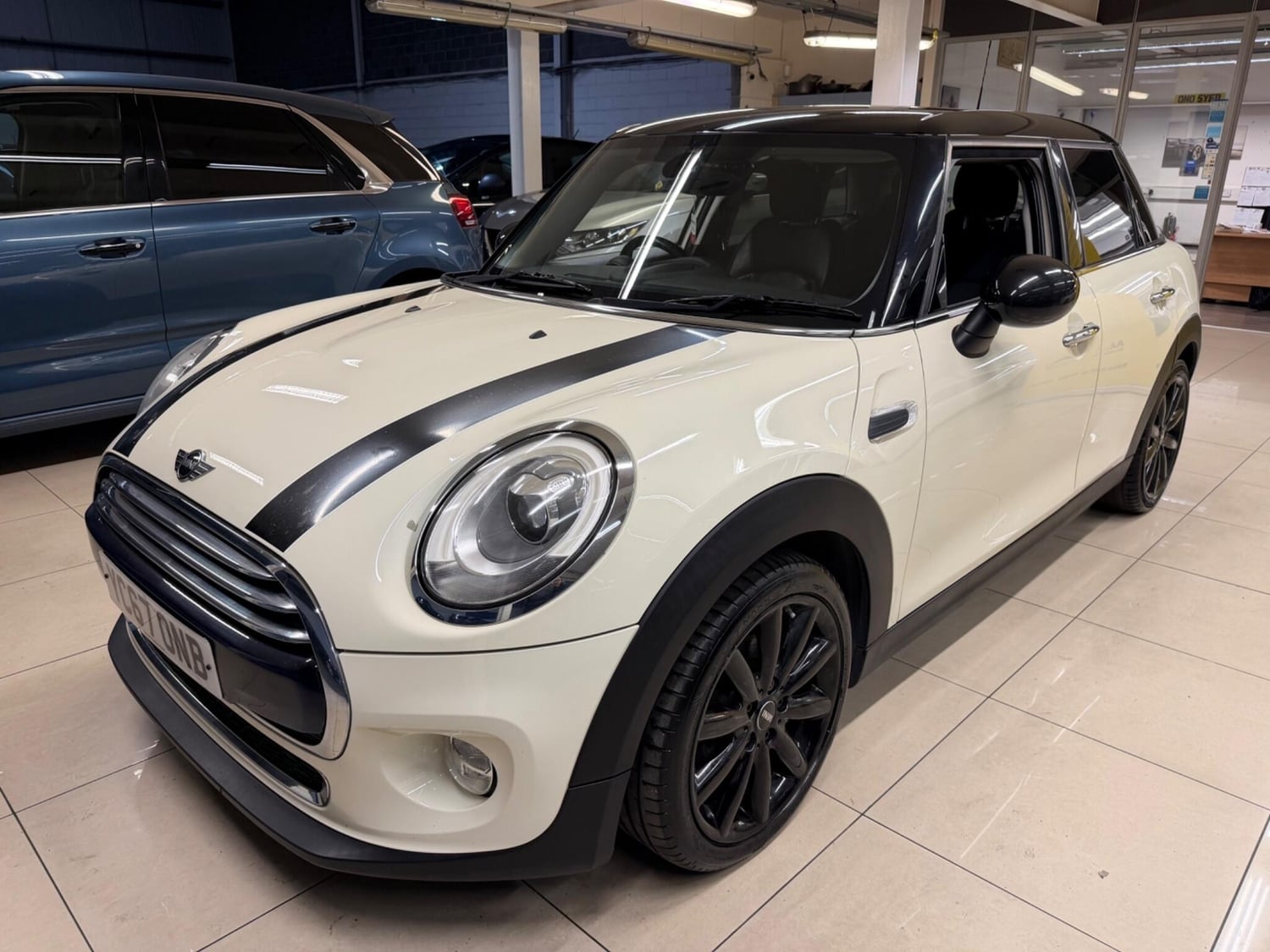 Mini Hatch 2017 - Cars in Rotherham