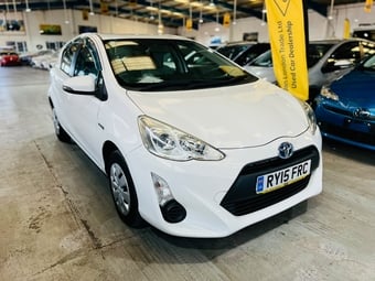 Toyota Aqua 2015