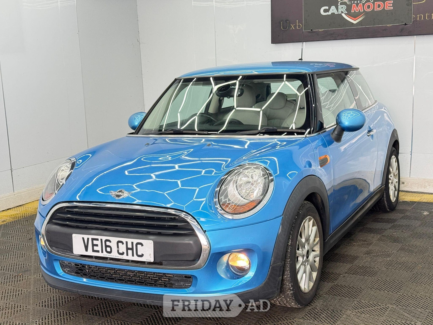 Mini Hatch 2016 - Cars in Hillingdon