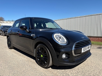 Mini Hatch 2016