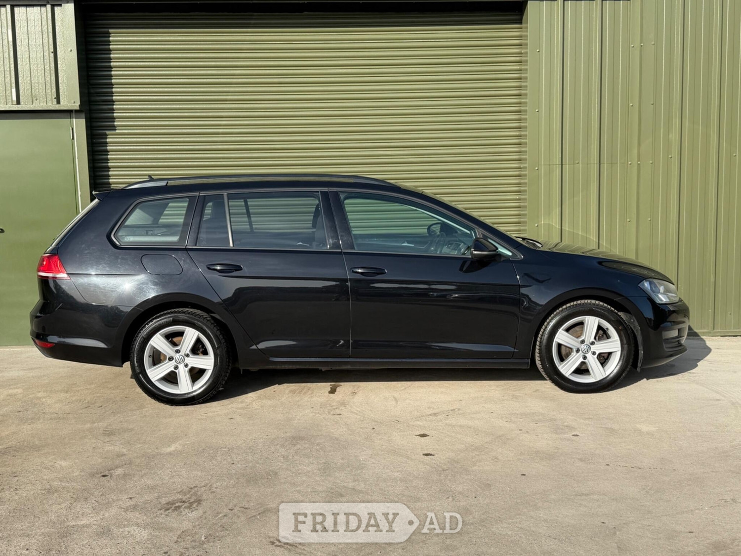 [ berth ]Volkswagen Golf
