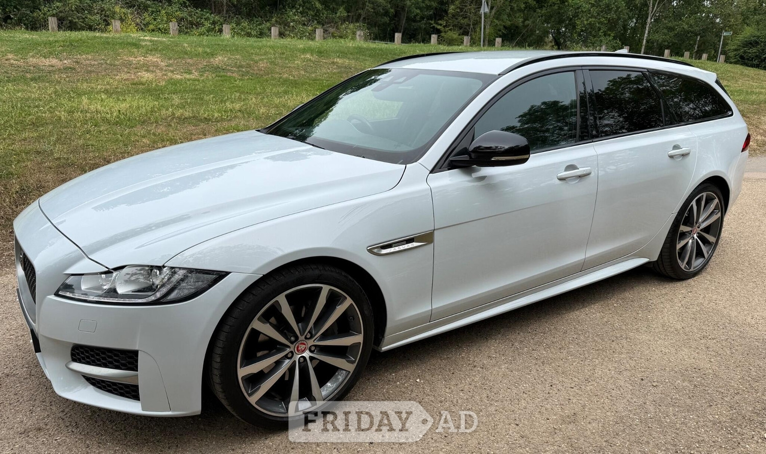 Jaguar XF 2017 - Cars in Waltham Abbey