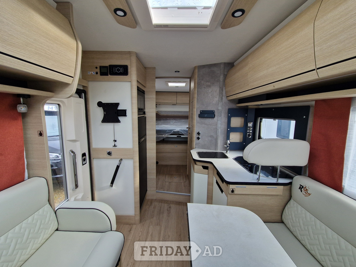 Rapido Serie 6F 696F 65th-Anniversary Highbridge
