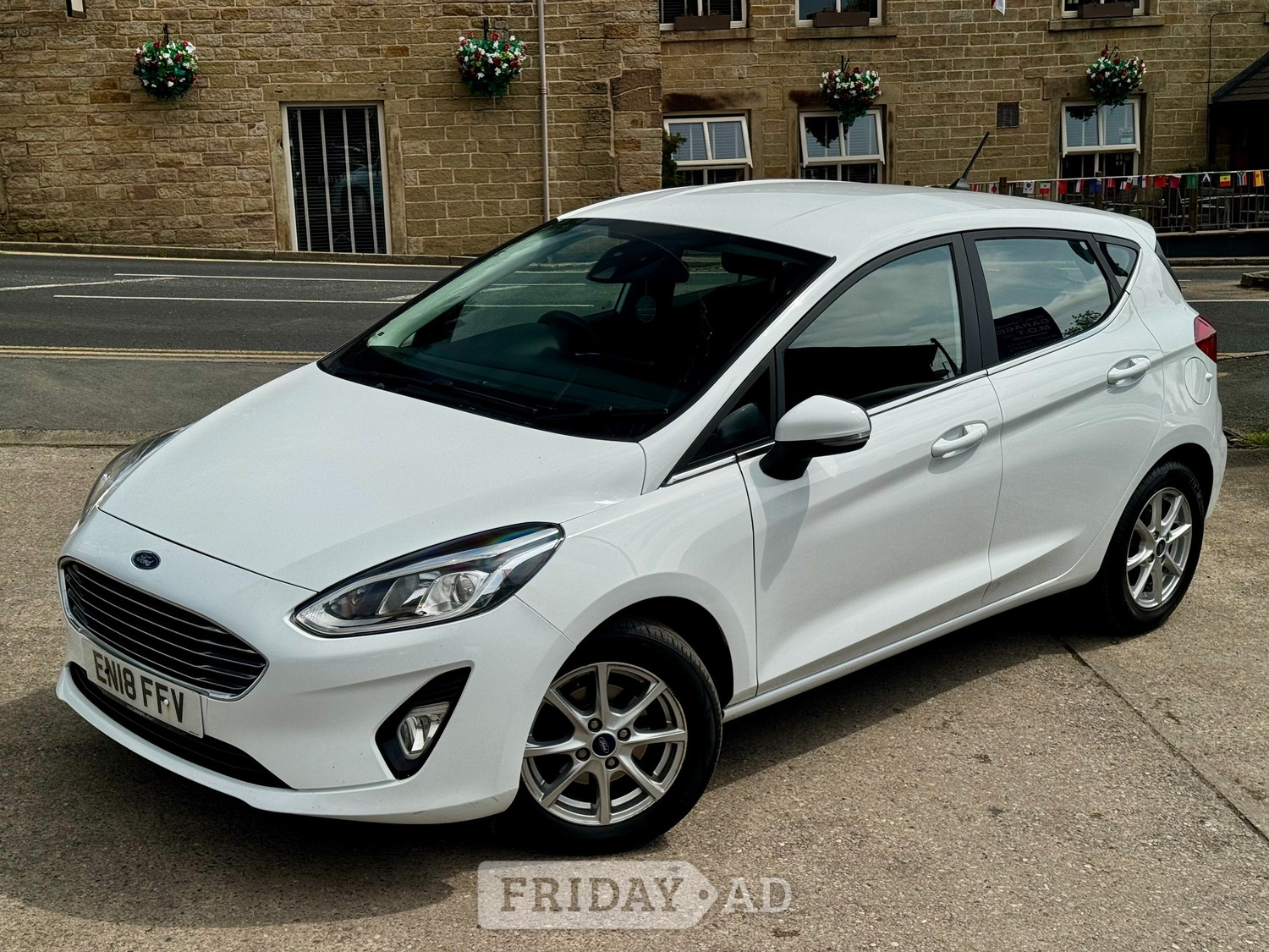 [ berth ]Ford Fiesta