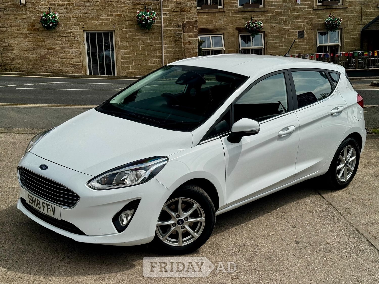 [ berth ]Ford Fiesta
