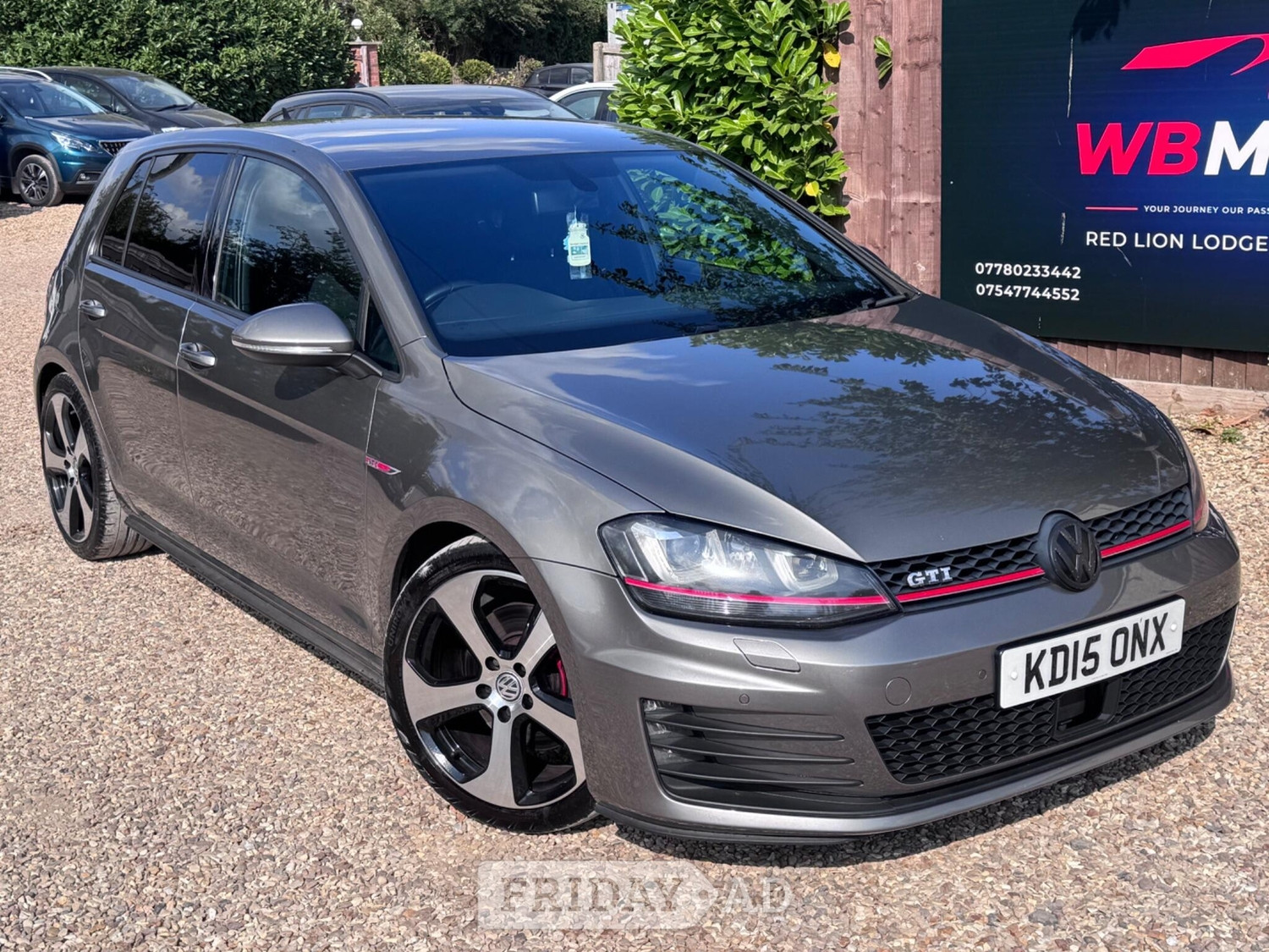 Volkswagen Golf 2015 - Cars