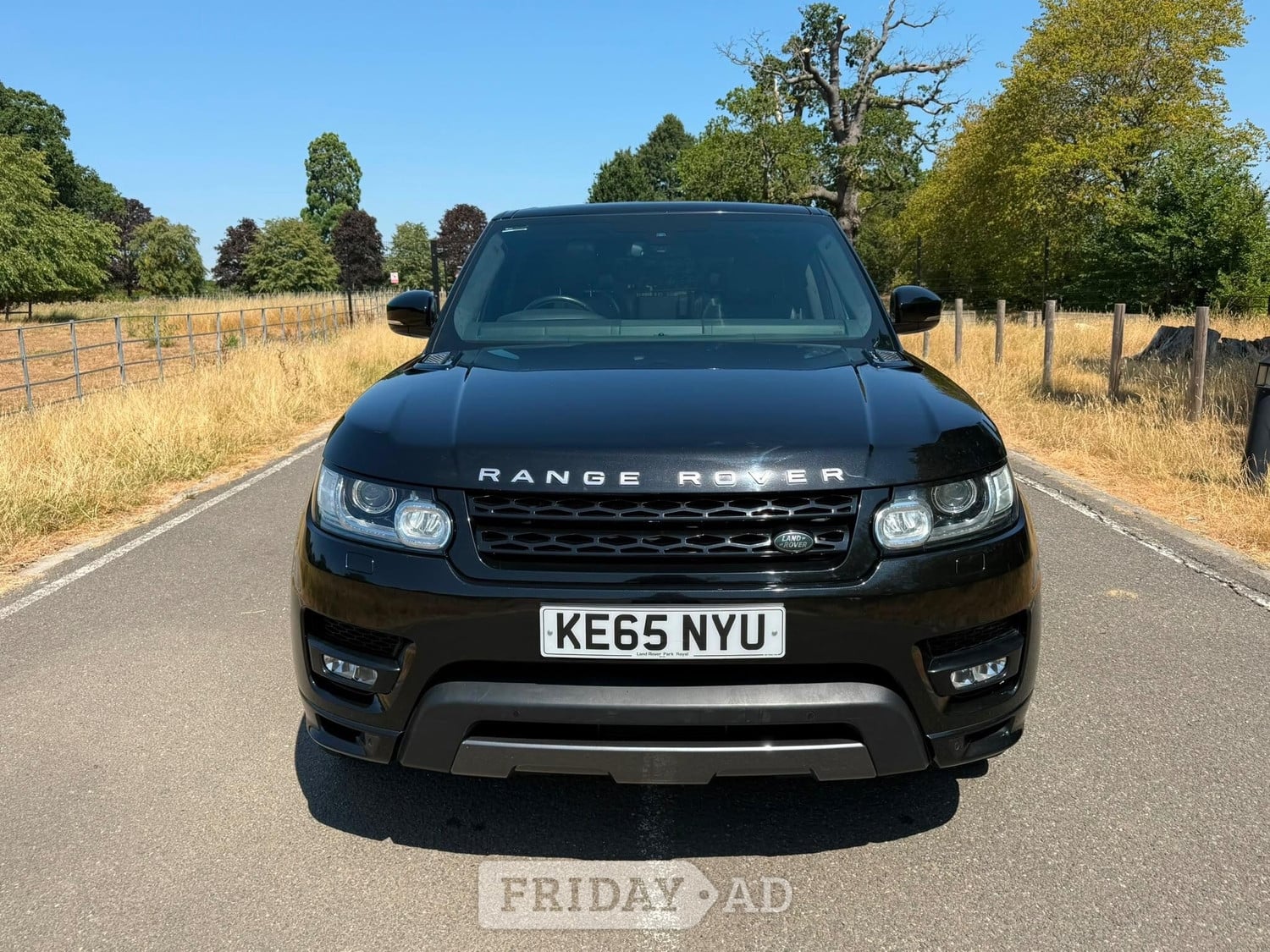 [ berth ]Land Rover Range Rover Sport