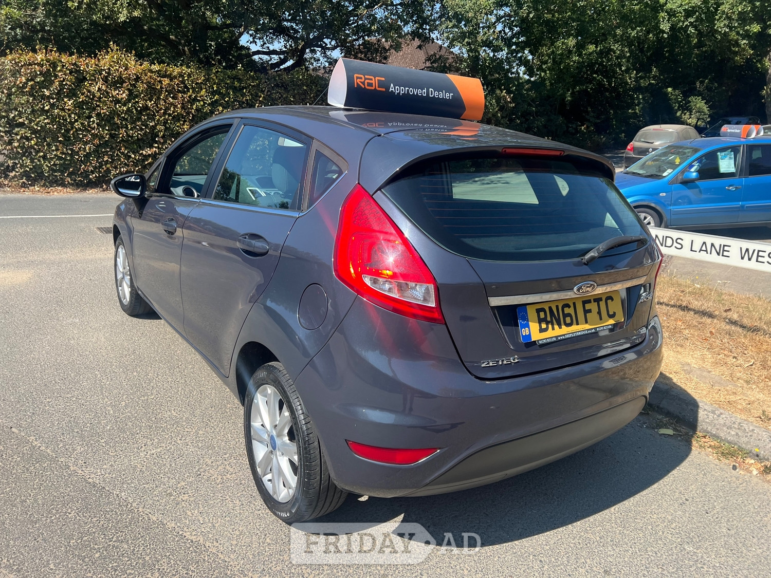 [ berth ]Ford Fiesta