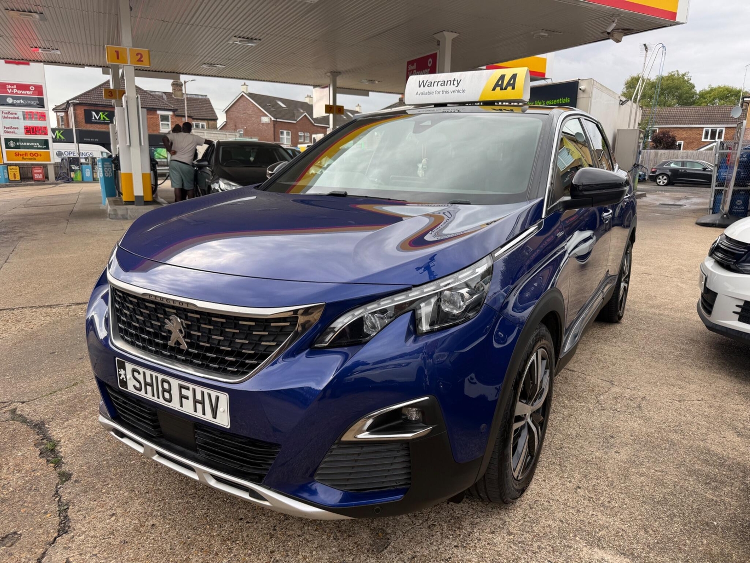 [ berth ]Peugeot 3008