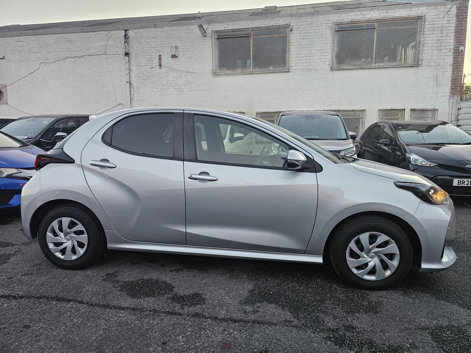 Toyota Yaris 2021 - Cars in Coventry