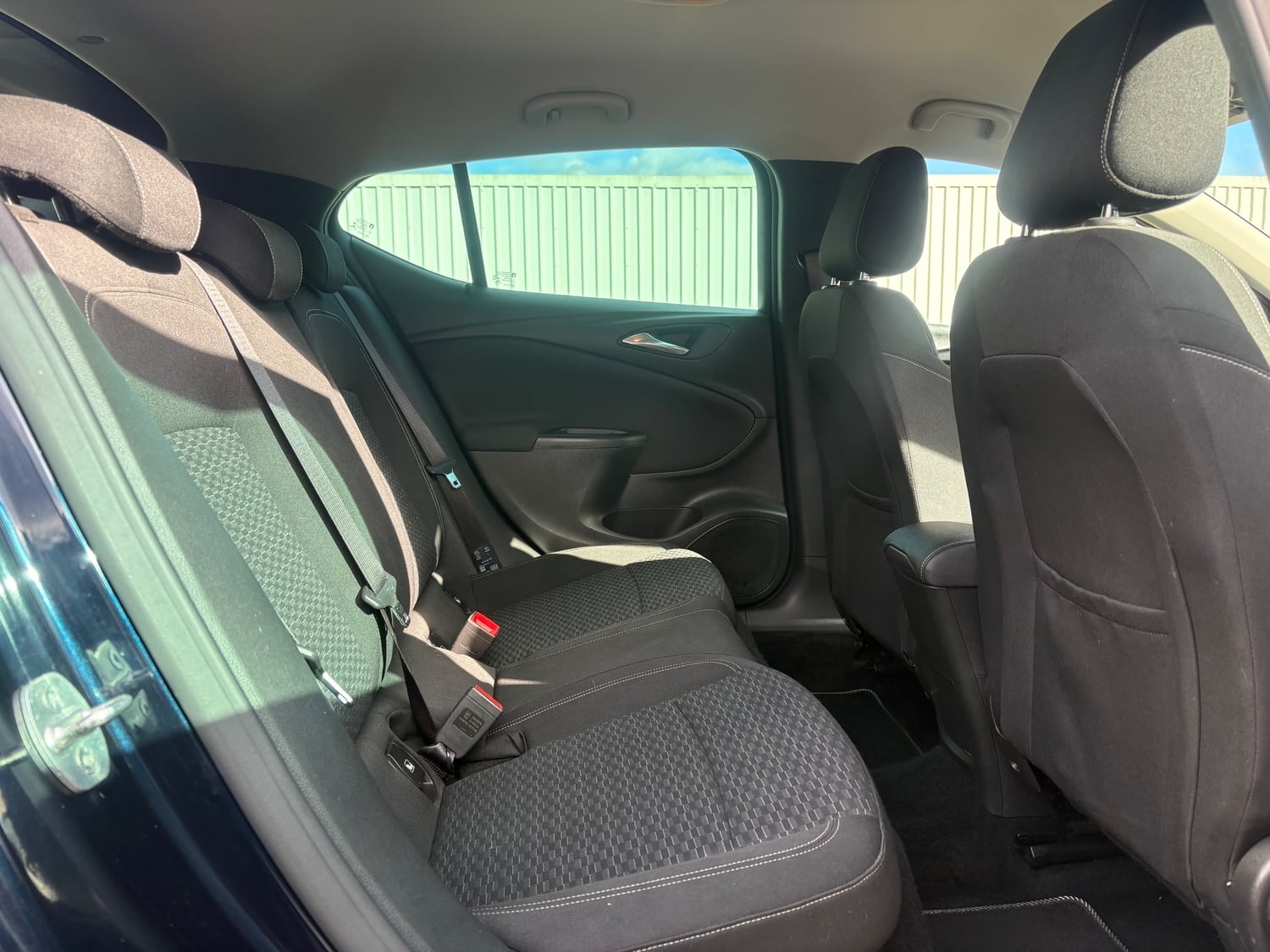 Vauxhall Astra 2019 - Cars