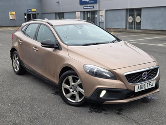 Volvo V40 Cross Country 2015