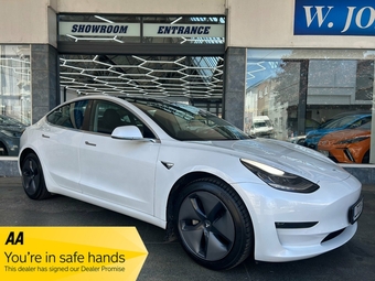 Tesla Model 3 2020