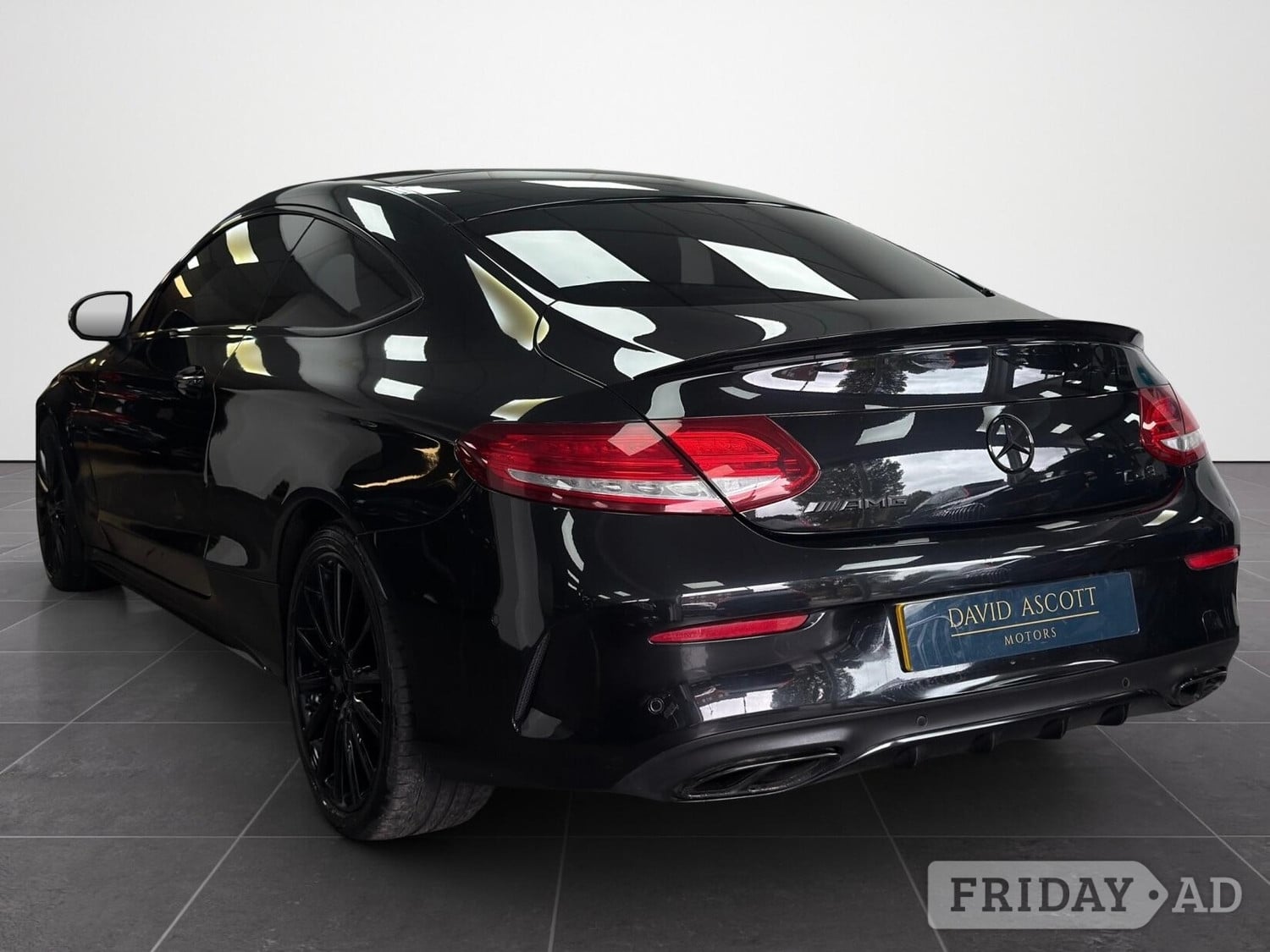 [ berth ]Mercedes-Benz C Class